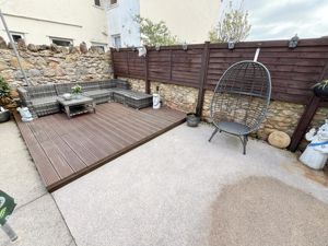 Garden - click for photo gallery